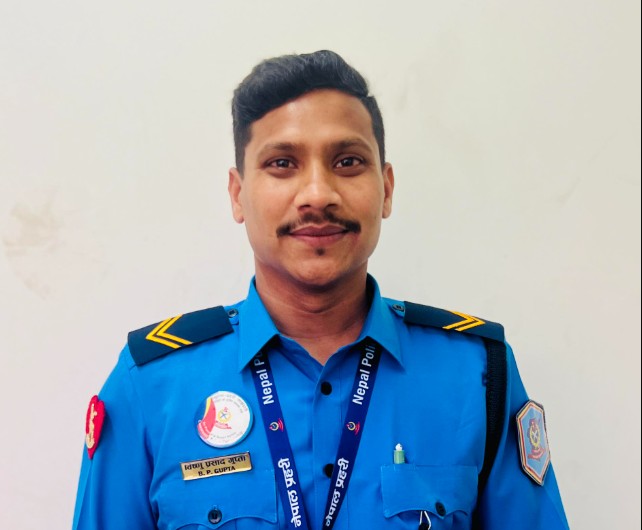 विमानस्थलमा कार्यरत प्रहरी सहायक हवल्दार गुप्ता 'बेस्ट पुलिस अफ द डे' घोषित